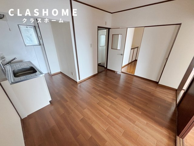 マンション浅井　　刈谷市近郊の賃貸はクラスホームの居間・リビング
