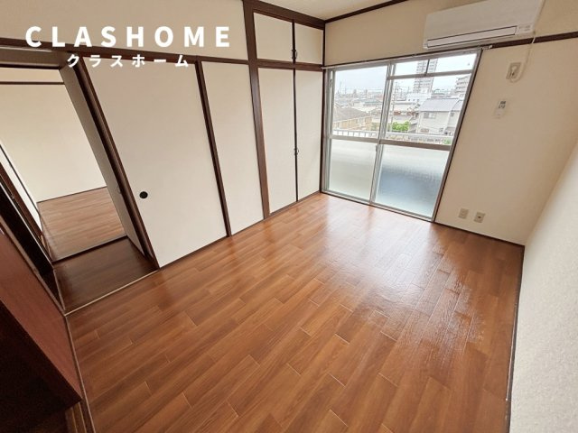 マンション浅井　　刈谷市近郊の賃貸はクラスホームの居間・リビング