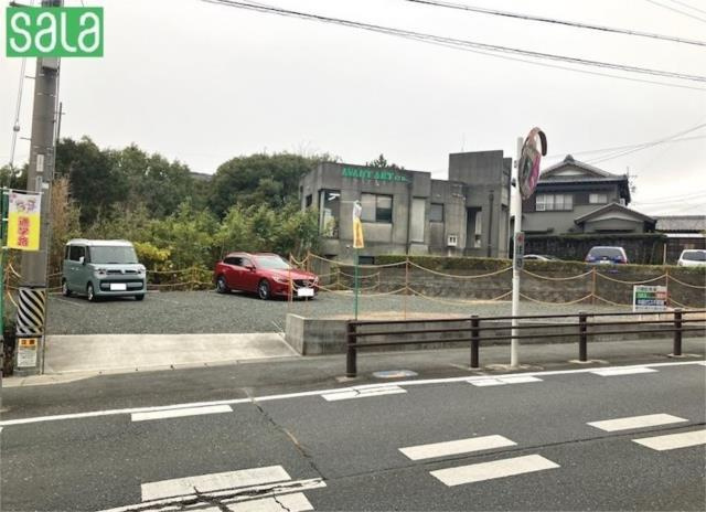売地　豊橋市高師本郷町の前面道路含む現地写真|【現地写真】豊鉄バス　三本木線　「紫雲寺」停まで徒歩2分の立地です。