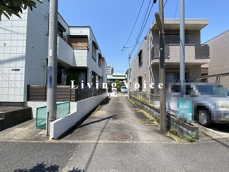 【前面道路含む現地写真】 | 【仲介手数料０円】平塚市八重咲町　新築一戸建て