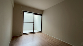 【洋室】 | ライオンズマンション雲雀丘花屋敷第二 | 洋室