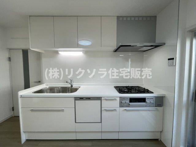 藤阪ハイツD6棟のキッチン|■物件内覧・資金計画相談・住宅ローン相談、リフォーム相談、お問合せ受付中■
※当日・翌日のご内覧、ご相談はお電話でのお問合せがスムーズです！