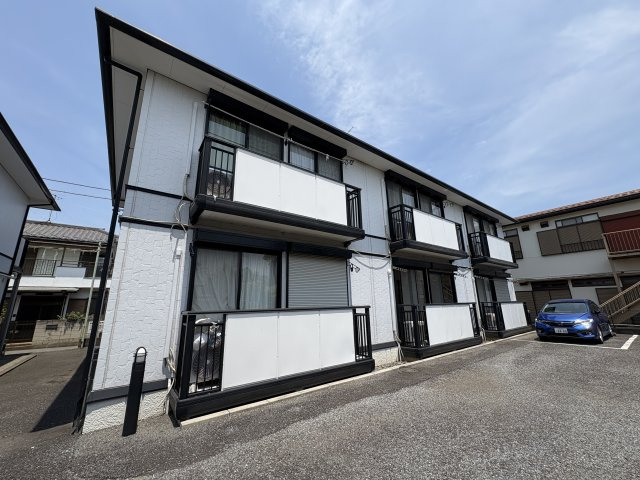 ラークハイツB棟の外観|★南向き★追炊機能★都市ガス★エアコン★駅まで徒歩15分★