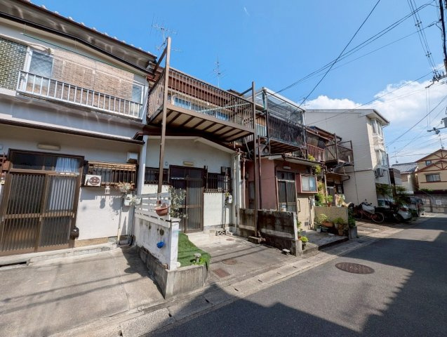 太秦一町芝町の前面道路含む現地写真