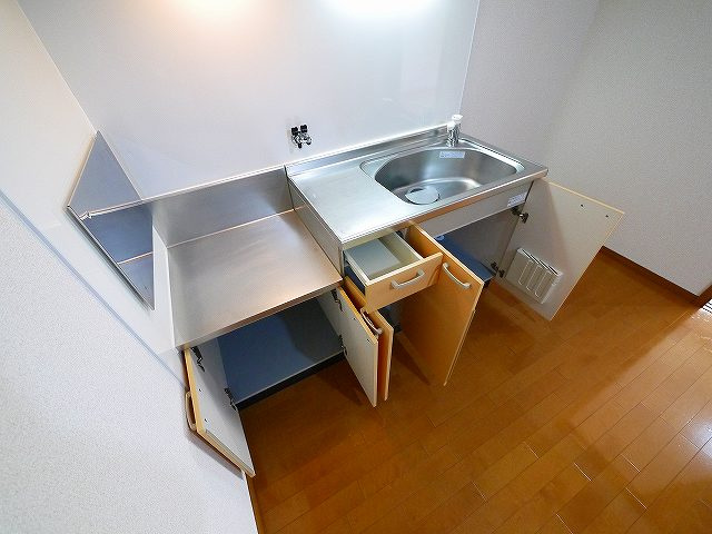 グレイス学園前のキッチン