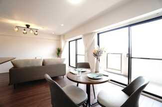 【居間・リビング】 | 【上質リノベ】コスモ三滝本町 | 室内（2025年7月26日10：00頃）撮影