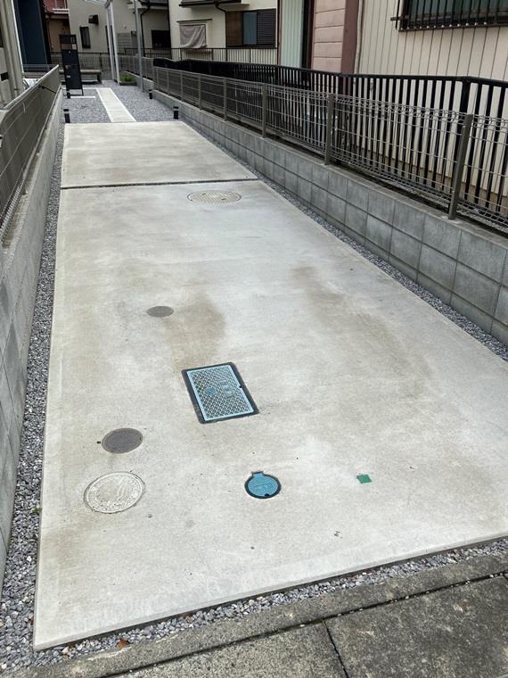 門井町戸建の駐車場