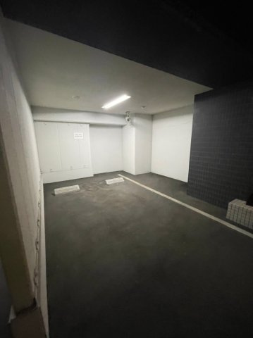 エステムコート名古屋栄デュアルレジェンド　名古屋市賃貸　仲介手数料無料の駐車場