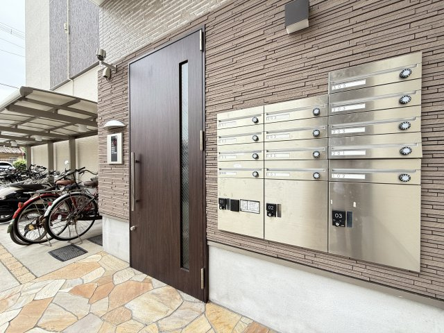 イゾラ　フォルトゥーナのエントランス