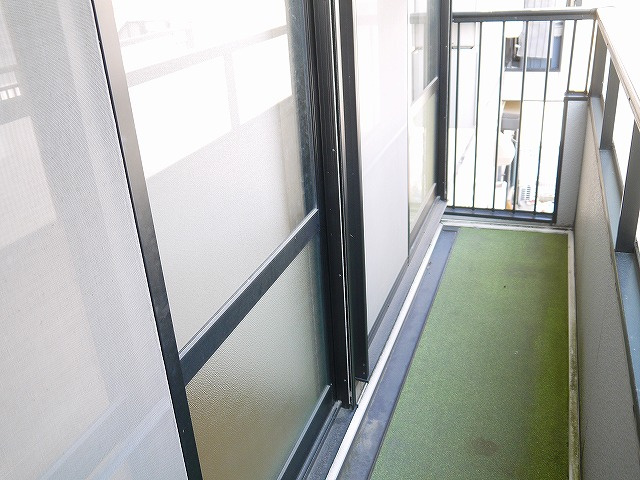 メゾン・ド・アネックスのバルコニー|お洗濯にも便利なバルコニー付き