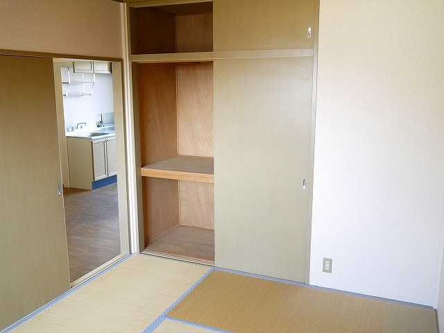 メゾン・ド・アネックスの収納|ちょっとした収納スペースも充実しています