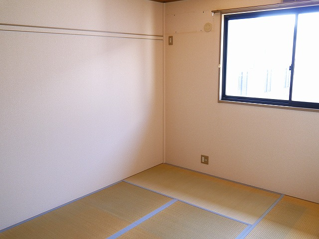 メゾン・ド・アネックスの和室|和室、ちょっとしたくつろぎスペースにいかがでしょうか