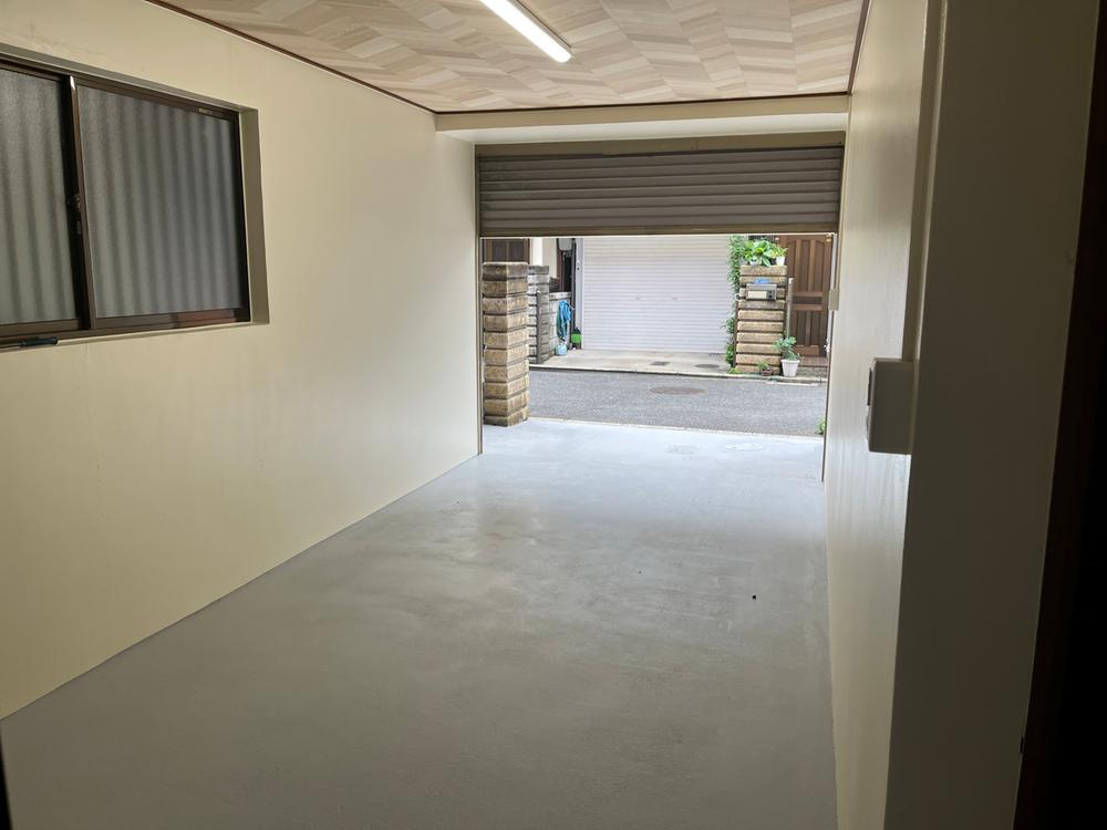南寺方中通3丁目　中古一戸建ての駐車場|ビルドインガレージ
■物件内覧・資金計画相談・住宅ローン相談、リフォーム相談、お問合せ受付中■
※当日・翌日のご内覧、ご相談はお電話でのお問合せがスムーズです！