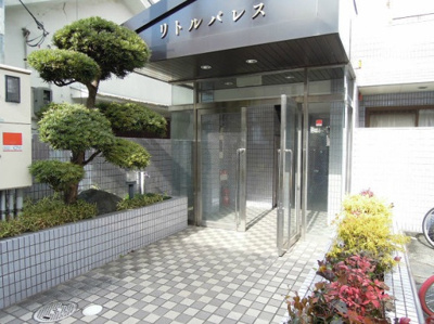【エントランス】 | リトルパレス