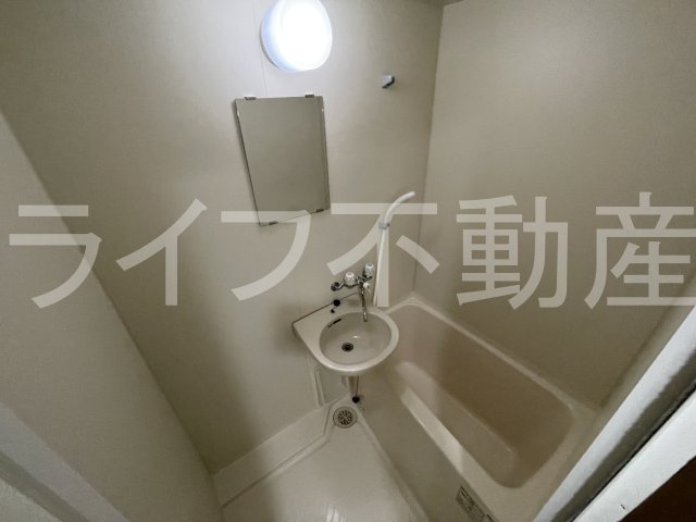 エス・ティマンション旭町の浴室|落ち着いた空間のお風呂です