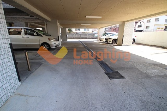 ライオンズマンション六ッ門第2の駐車場|駐車場です
