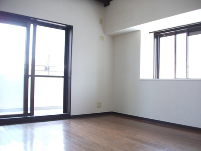 【居間・リビング】 | ライオンズマンション六ッ門第2 | 居間です