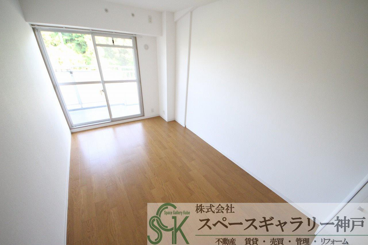 井吹東シティコートのその他|※お部屋によりカーペット仕様のお部屋になる場合があります。