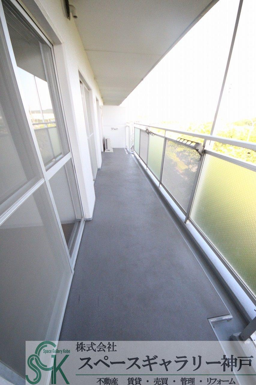 井吹東シティコートのバルコニー|※お部屋により仕様が異なる場合があります。