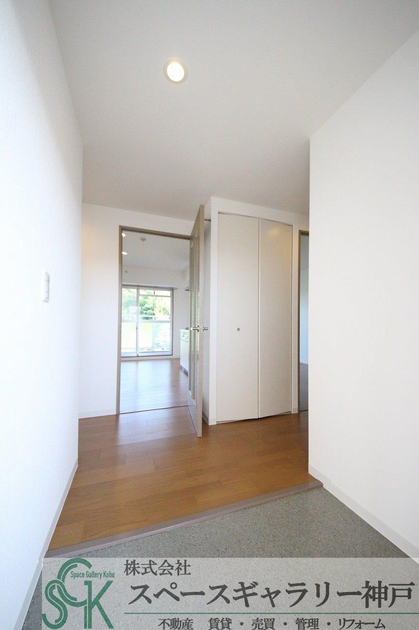井吹東シティコートの玄関|※お部屋により仕様が異なる場合があります。