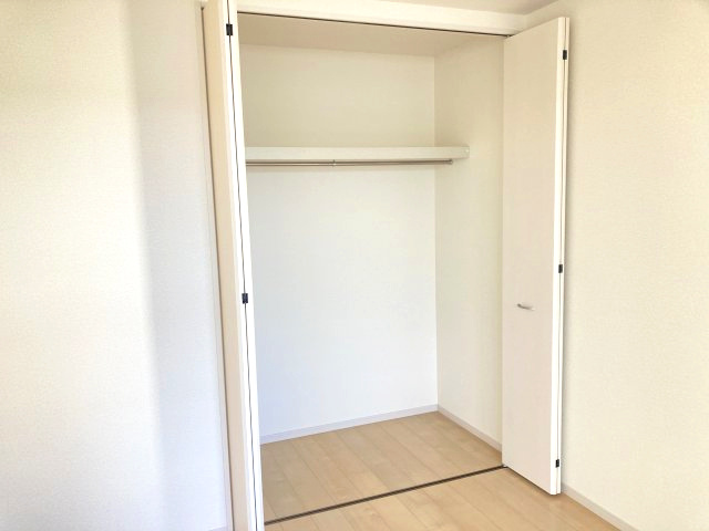 リーブルガーデンＳ第12 富岡七日市　１号棟の収納|2階洋室➀収納　