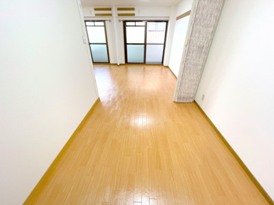 【寝室】 | イプシロンＣ棟　415 | 南　真ん中　洋室３．６帖　