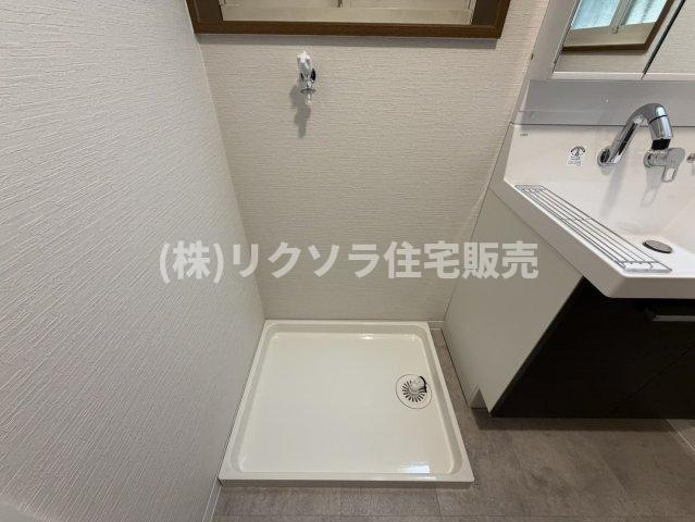 四宮5丁目　中古一戸建てのランドリースペース|ドラム式も設置可能
■物件内覧・資金計画相談・住宅ローン相談、リフォーム相談、お問合せ受付中■
※当日・翌日のご内覧、ご相談はお電話でのお問合せがスムーズです！