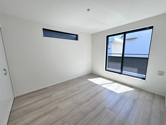 神戸市垂水区泉が丘　新築一戸建の洋室