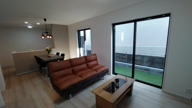 神戸市垂水区泉が丘　新築一戸建の居間・リビング