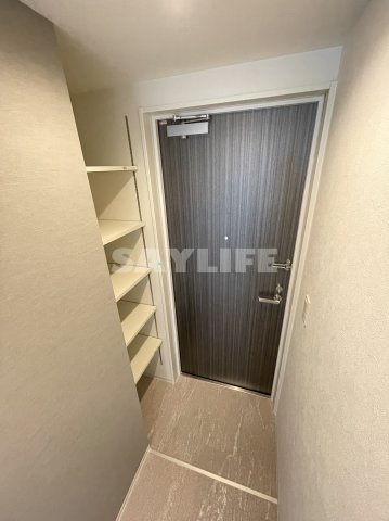 S-MOVE大阪鶴見の玄関
