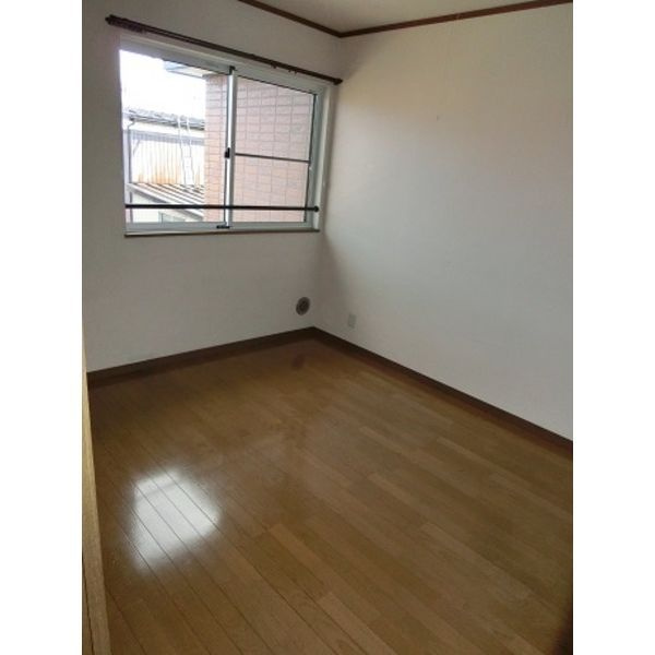 シャルマン城西A棟の居間・リビング