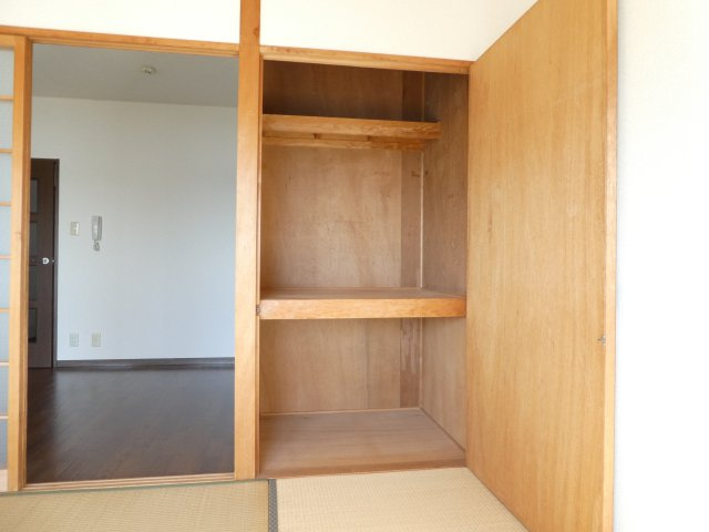 ヴィエント信和の収納