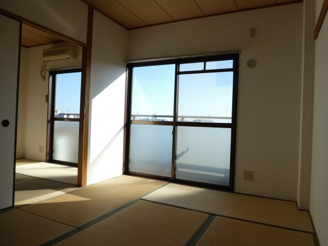 ヴィエント信和の和室