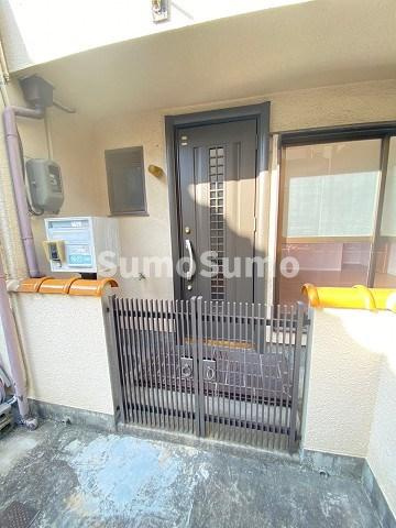 西宮北口テラスハウスの外観