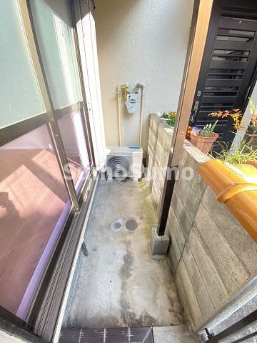 西宮北口テラスハウスの外観