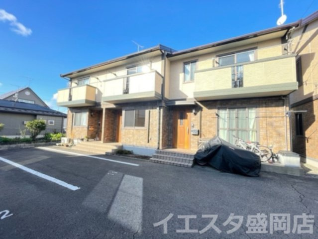 リビングタウン不来方　D