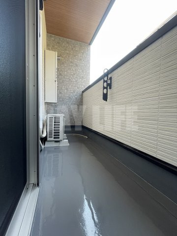 S-MOVE大阪鶴見のバルコニー