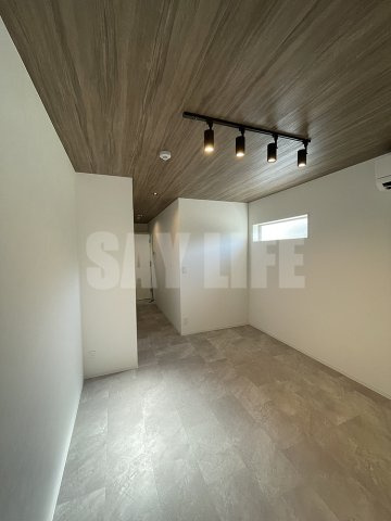 S-MOVE大阪鶴見の居間・リビング