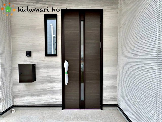 北区別所町9期　新築戸建　リガーレ01の玄関
