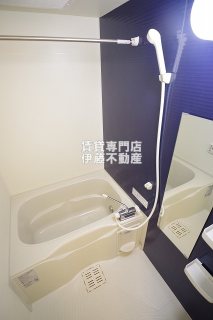 マリアロッソ天神山の浴室