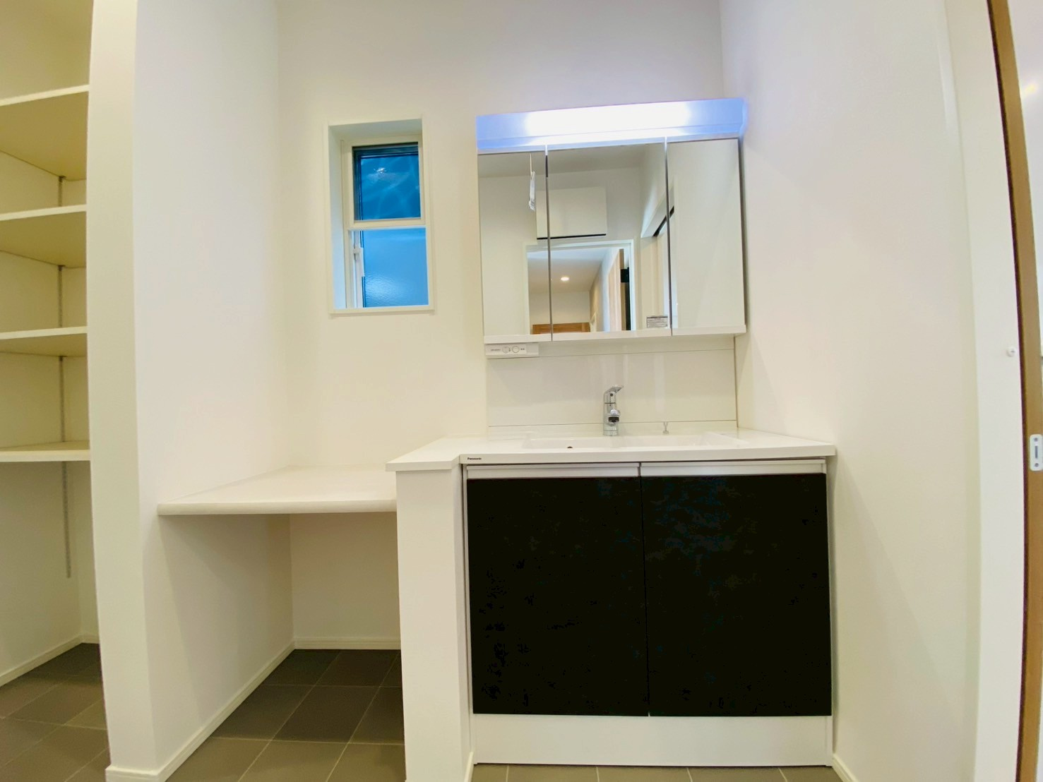 菊陽町原水／原水駅南2号地の洗面所