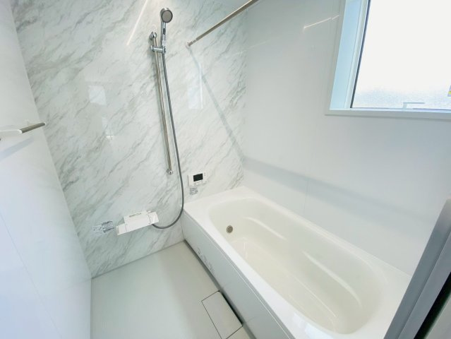 菊陽町/原水6号地の浴室