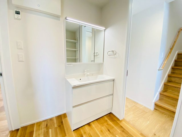 菊陽町/原水4号地の洗面所