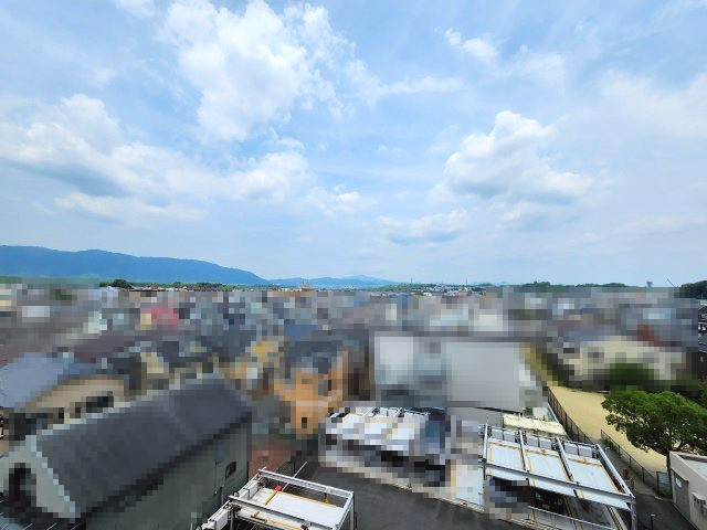 【成約済】長岡京グリーンマンションの展望|開放的な眺望が広がる住まい。心地よい風と景色を満喫できます♪