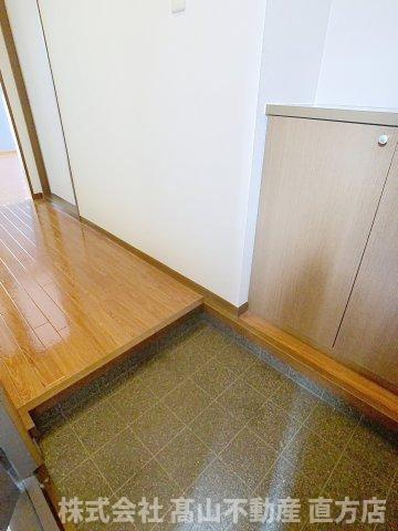 ディアス馬場山 B棟の玄関