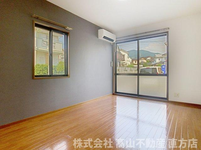 ディアス馬場山 B棟の居間・リビング