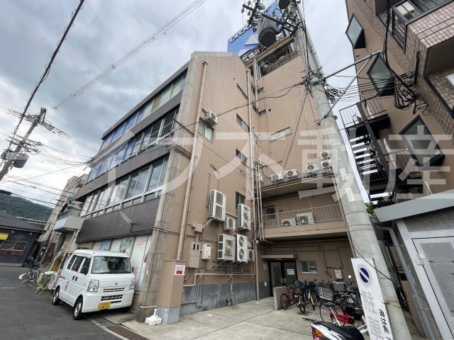 エスティビル旭町の外観|落ち着いた雰囲気の外観です