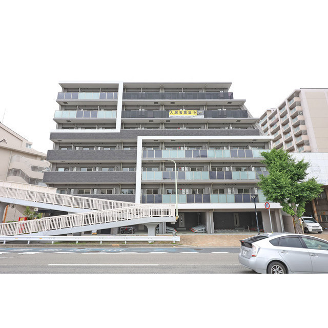 ファステート神戸サルビアの外観