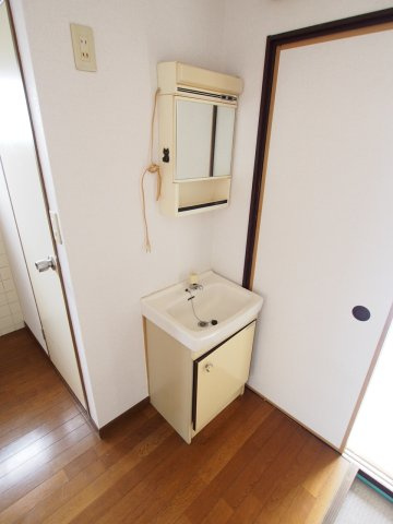 神戸市長田区庄田町４丁目の賃貸マンションの洗面所