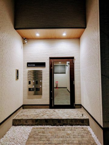 ブルームのエントランス